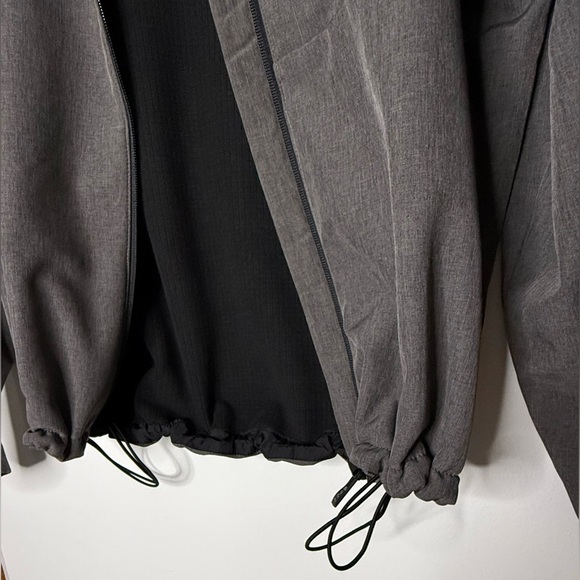 BMW Women's Softshell Jacket - Picture 9 of 16